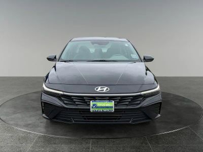 2024 Hyundai Elantra — side profile view