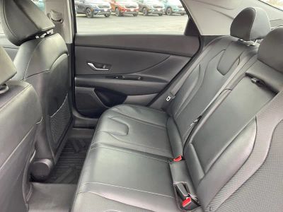2023 Hyundai Elantra Hybrid - Photo 18