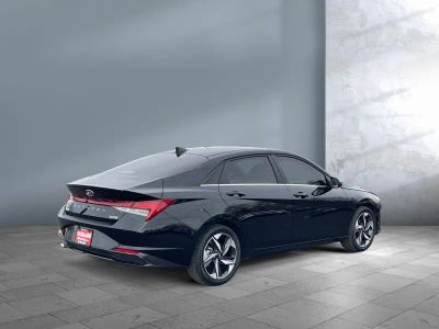 2023 Hyundai Elantra Hybrid - Photo 6