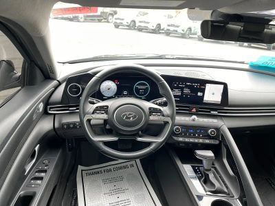 2023 Hyundai Elantra Hybrid - Photo 19
