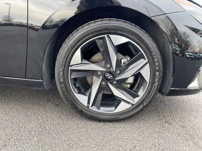 2023 Hyundai Elantra Hybrid - Photo 16