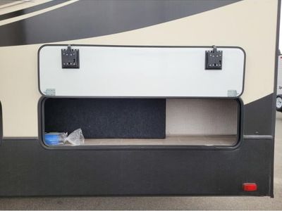 2019 Keystone RV Alpine - Photo 11