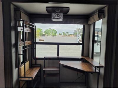2019 Keystone RV Alpine - Photo 21