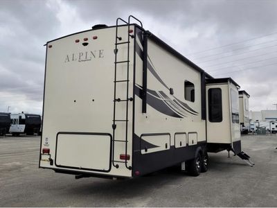 2019 Keystone RV Alpine - Photo 5
