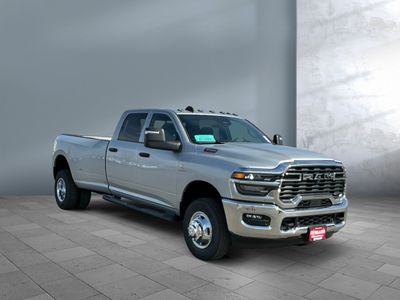 2026 Ram 3500 — photo 8 view