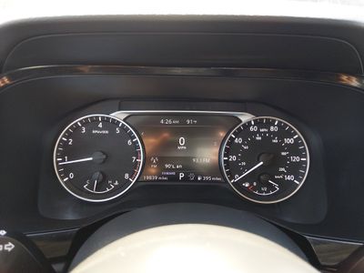 2025 Nissan Pathfinder — photo 14 view