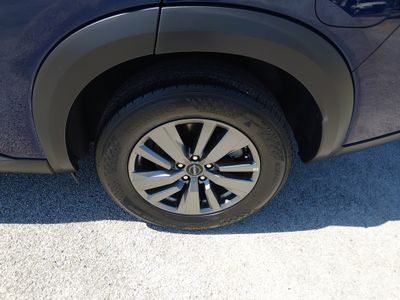 2025 Nissan Pathfinder — photo 10 view