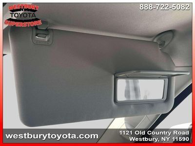 2023 Toyota Tundra - Photo 31