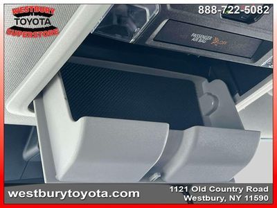 2023 Toyota Tundra - Photo 32