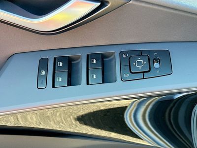2026 Kia Niro - Photo 18