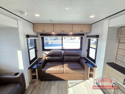 2026 Prowler 3301RLT - Photo 18