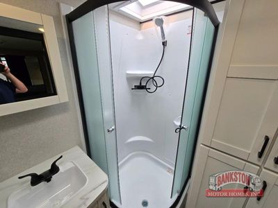 2026 Prowler 3301RLT - Photo 25