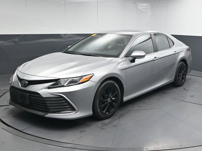 2026 2021 Toyota Camry LE Sedan - Photo 3