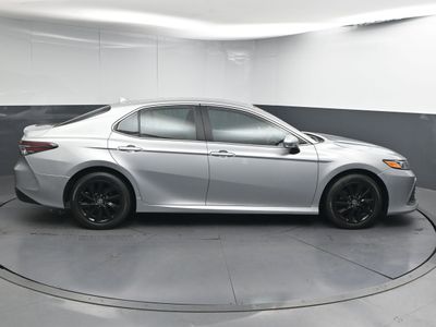 2026 2021 Toyota Camry LE Sedan - Photo 8