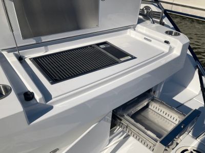 2025 Cruisers Yachts 46 Cantius - Photo 12