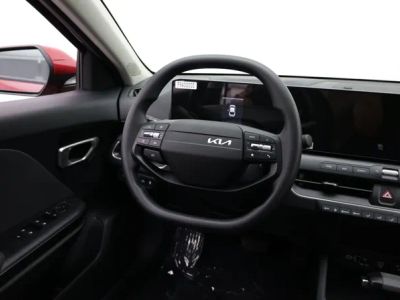 2025 Kia K4 — photo 26 view