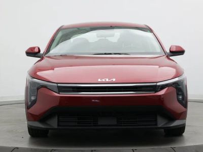 2025 Kia K4 — side profile view