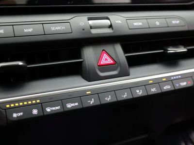 2025 Kia K4 — photo 15 view