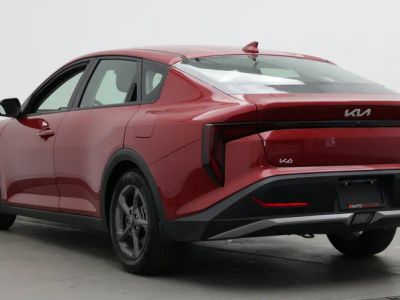 2025 Kia K4 — interior view