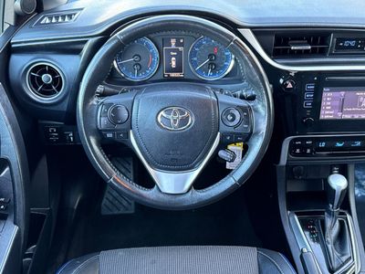 2018 Toyota Corolla - Photo 14