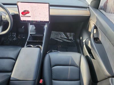 2021 Tesla Model Y — photo 15 view
