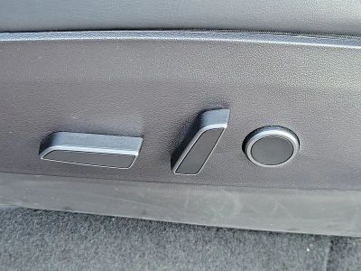 2021 Tesla Model Y — photo 21 view