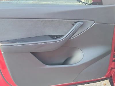 2021 Tesla Model Y — photo 16 view