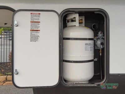 2026 Coachmen RV Chaparral - Photo 41