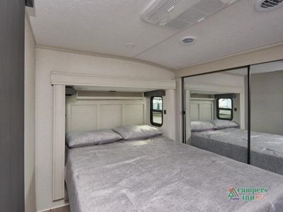 2026 Coachmen RV Chaparral - Photo 19