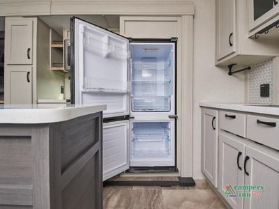 2026 Coachmen RV Chaparral - Photo 17