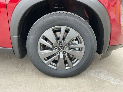 2026 Nissan Pathfinder — photo 16 view