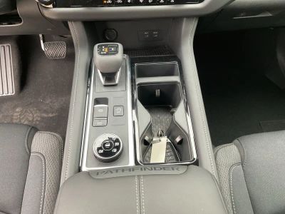 2026 Nissan Pathfinder — photo 13 view
