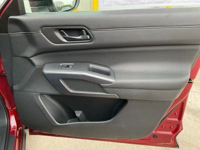 2026 Nissan Pathfinder — photo 21 view