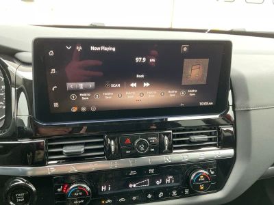 2026 Nissan Pathfinder — photo 11 view