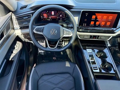 2026 Volkswagen Atlas — photo 16 view