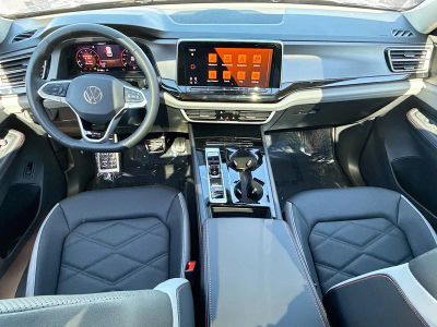 2026 Volkswagen Atlas — photo 15 view