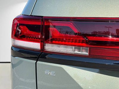 2026 Volkswagen Atlas — photo 10 view