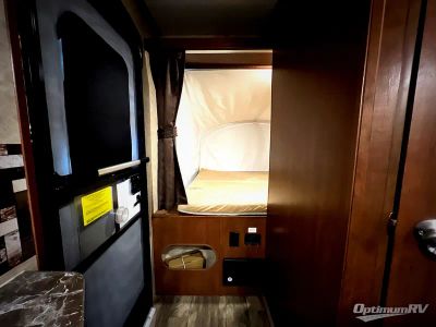 2017 Jayco Eagle HT — detail view