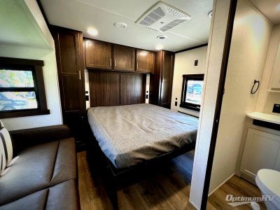 2027 Forest River Cedar Creek — photo 18 view