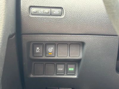 2017 Nissan Rogue — photo 22 view