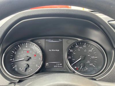2017 Nissan Rogue — photo 20 view