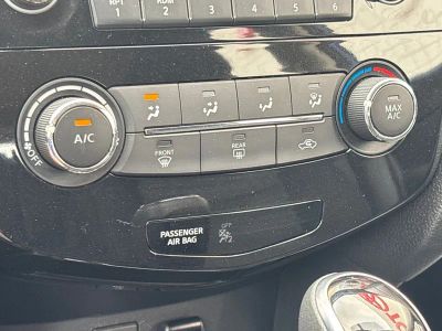 2017 Nissan Rogue — photo 12 view