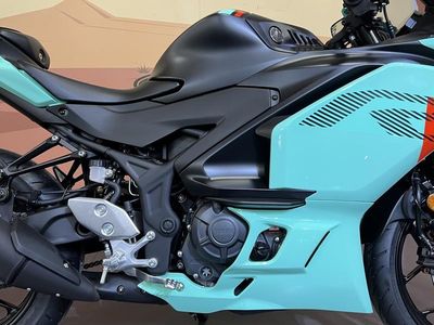 2026 Yamaha YZF-R3 - Photo 11