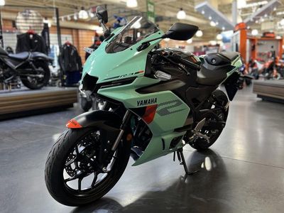 2026 Yamaha YZF-R3 - Photo 23