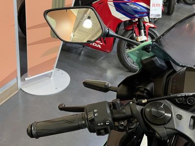 2026 Yamaha YZF-R3 - Photo 7