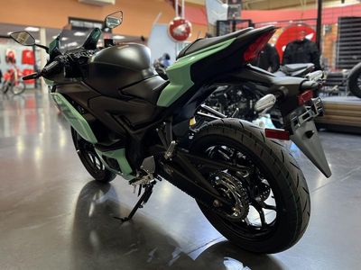 2026 Yamaha YZF-R3 - Photo 21