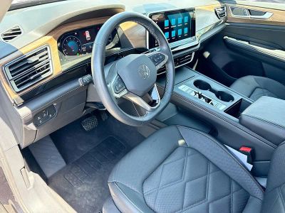 2025 Volkswagen Atlas — photo 25 view