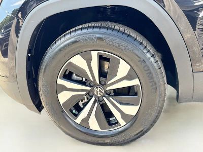2025 Volkswagen Atlas — photo 40 view