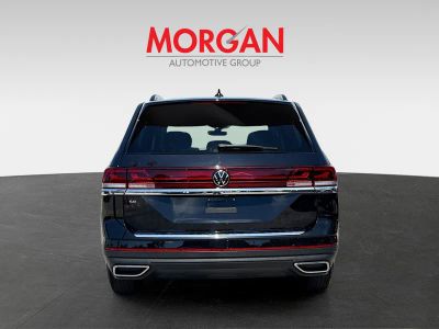 2025 Volkswagen Atlas — interior view