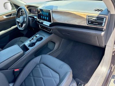 2025 Volkswagen Atlas — photo 13 view